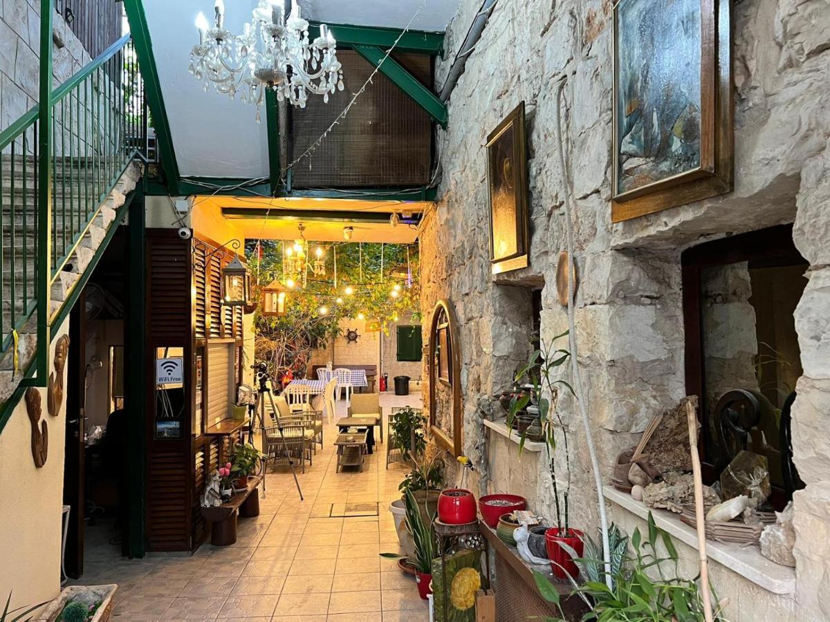 Grin-Motel Haifa Exterior foto